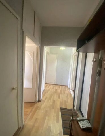 2х комнатная квартира продаётся: 2 бөлмө, 60 кв. м, 105-серия, 5 кабат, Косметикалык ремонт