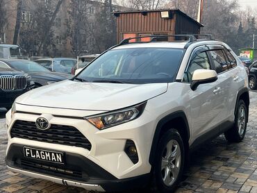 Hyundai: Toyota RAV4: 2018 г., 2.5 л, Автомат, Бензин