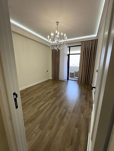 esey satisi: 4 otaqlı, Yeni tikili, 144 kv. m — 8