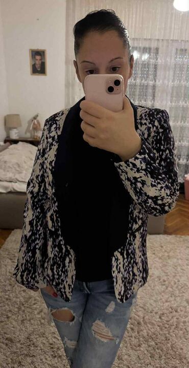 Sakoi: H&M, L, Viskoza — 1