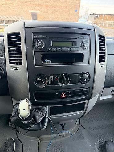 Легкий грузовой транспорт: Легкий грузовик, Mercedes-Benz, Стандарт — 12