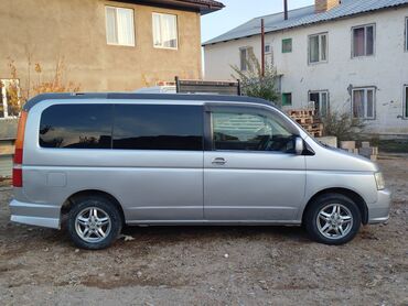 Honda: Honda Stepwgn: 2001 г., 2 л, Автомат, Бензин, Минивэн — 3