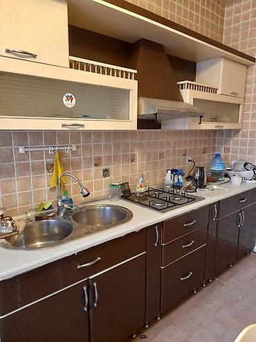 *400azn* Mdf material mətbəx mebeli satılır.Olcu 2.80sm.Uzerinde lalafo.az -da *400azn* Mdf material mətbəx mebeli satılır.Olcu 2.80sm.Uzerinde