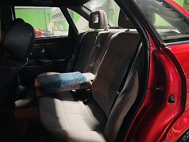 Audi: Audi 80: 1992 г., 2 л, Механика, Бензин, Седан — 28