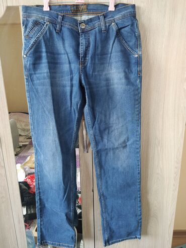 стильные джинсы для мужчин: Джинсы M (EU 38), L (EU 40), цвет - Синий