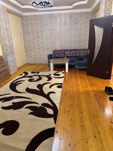 Uzunmüddətli kirayə mənzillər: Xətai Rayonu Əhmədli Metrosunun Çıxışı Yeni Tikili 2 otaq. Mərtəbə - — 1