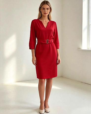 pull and bear sorcevi: Elegantna ženska haljina sa pojasom

Haljina: 2000 dinara
S M L — 4