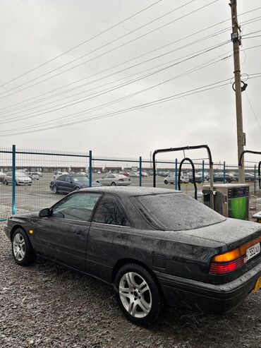 Mazda: Mazda 626: 1988 г., 2 л, Механика, Бензин, Купе — 8