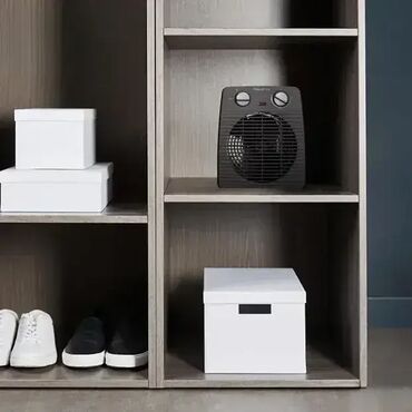 Kaloriferi: Tehničke Karakteristike Boje : Tamno siva/CrnaVeličina prostorije  — 3