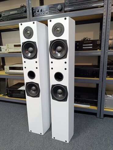 Zvučnici i stereo sistemi: Vifa beli dvosistemac. poseduje vifa drajvere baseve od 6 incha — 4