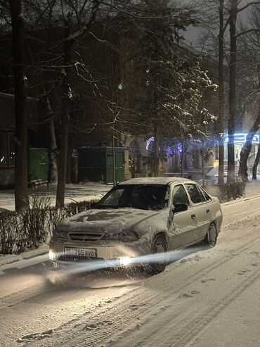 Daewoo: Daewoo Nexia: 2011 г., 1.5 л, Механика, Бензин, Седан — 2