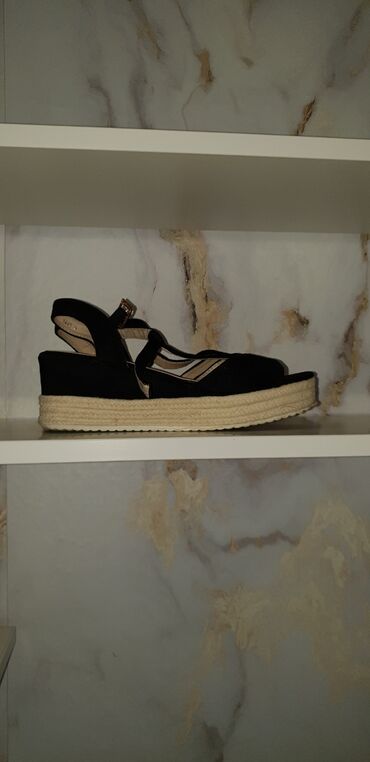 Sandale: Sandale, 40 — 9