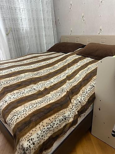 taxt satisi: Taxt satılır – 160×200 sm, yeni kimidir Taxt satılır. Çox az istifadə — 3