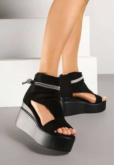 still cetke za kosu: Sandals, 38