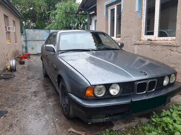 машина bwm: BMW 5 series: 1989 г., 2 л, Механика, Бензин, Седан