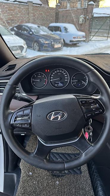 Hyundai: Hyundai H-1 (Grand Starex): 2019 г., 2.5 л, Дизель, Минивэн — 8