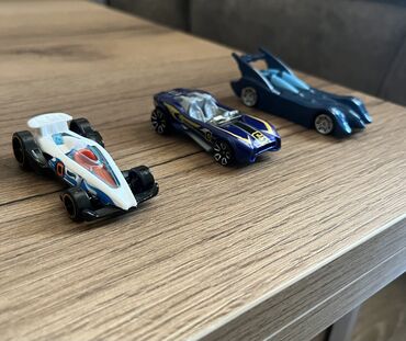 şalvar modelleri 2022: Salam, Barter olunur, ilk 2 model Hot Wheelsdir. Üçü birliçdə bir əsas