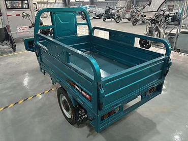 Легкий грузовой транспорт: Легкий грузовик — 18