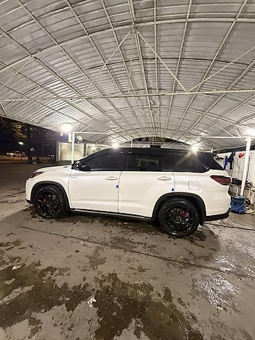 e6 3: Toyota Highlander: 2016 г., 3.5 л, Автомат, Бензин, Кроссовер — 4