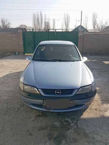 машина ниссан: Opel Vectra: 1997 г., 2 л, Автомат, Бензин, Седан