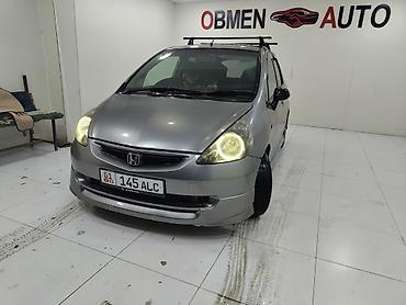 Honda Fit: 2003 г., 1.5 л, Автомат, Бензин, Хэтчбэк