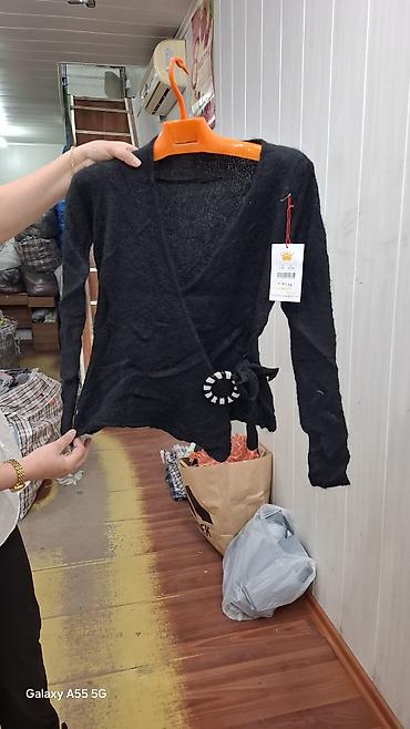 Трикотажные жилеты: Женская одежда — несколько моделей. все по 200с 1) Безрукавка/жилет с — 34