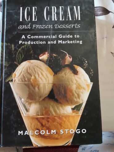 Digər kitablar və jurnallar: Различные книги на иностранных языках словари,бухгалтерские — 19