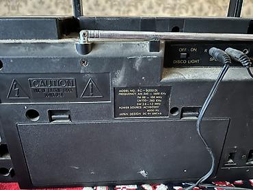 maqintafon kalonkası: Kompakt portativ stereo radio-kaset mərkəzi – model RC-9000DL — 2
