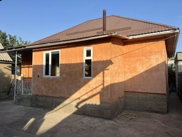 продам дом недорого: Үй, 84 кв. м, 3 бөлмө, Менчик ээси, Эски ремонт