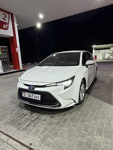 хундай аванте 1: Toyota Corolla: 2021 г., 1.8 л, Автомат, Гибрид, Седан — 1
