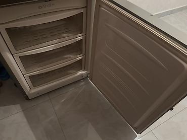 soyuducu sharp: İki qapılı soyuducu (alt kameralı dondurucu) - Rəng: inox/gümüşü - Ön — 3