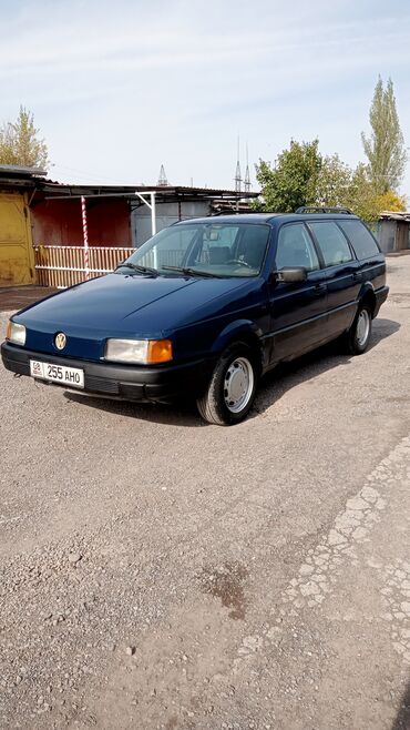 Volkswagen: Volkswagen Passat: 1993 г., 2 л, Механика, Бензин, Универсал