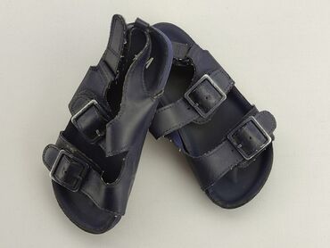 czarne zamszowe sandały płaskie: Sandałki H&M, 30, Używany