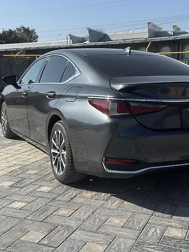 165 65 14: Lexus ES: 2022 г., 2.5 л, Гибрид, Седан — 6