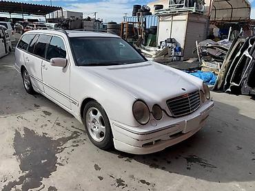 bud e9: Крыло Переднее левое Mercedes-Benz, 2001 г., Б/у, Оригинал — 2