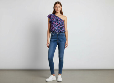 bluza azteckie wzory: Жіноча блуза, розмір S на lalafo.pl bluza azteckie wzory: Жіноча блуза, розмір S