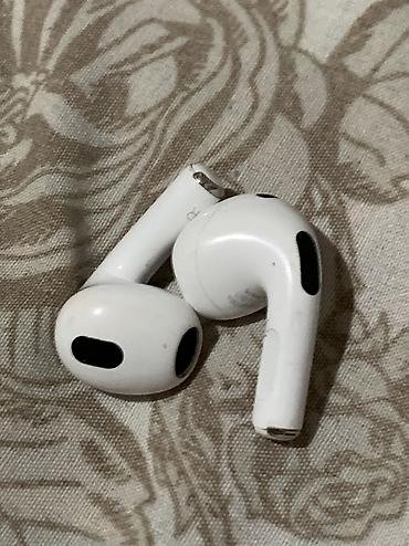 айрпотс 3: Беспроводные наушники-вкладыши, Apple, AirPods 3, Новый — 1