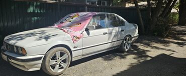 беха машина: BMW 520: 1989 г., 2 л, Механика, Бензин