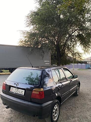 volk racing: Volkswagen Golf: 1993 г., 1.6 л, Механика, Бензин, Хэтчбэк — 4