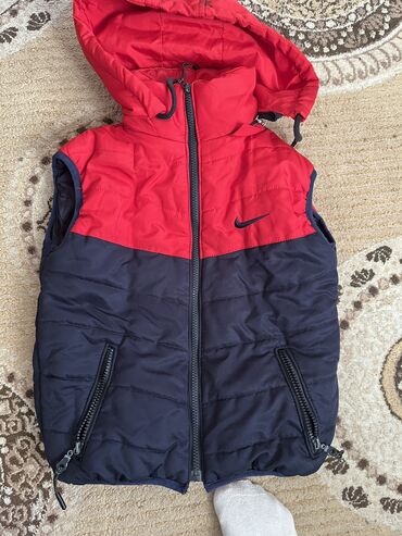 decije jakne za prelazni period: Nike, Puffer vest, 122-128