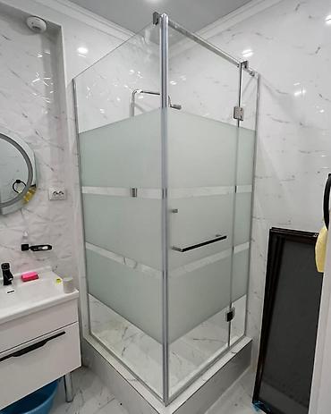 Душевые перегородки и ограждения: 🔹Душевые перегородки из безопасного стекла на заказ – это альтернатива — 3