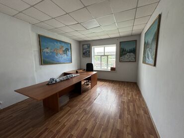 коммерческое помещение аренда: Ижарага берем Офистик, 20 кв. м, Жабдуулары менен, Өзүнчө ашканасы менен, Өзүнчө санитардык түйүнү менен