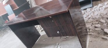 Ofis dolabları: Ofis üçün dolab müdür mebeli tək oturacaqlar Şüşəli dolab sənəd -da lalafo.az — 15 Ofis dolabları: Ofis üçün dolab müdür mebeli tək oturacaqlar Şüşəli dolab sənəd — 15