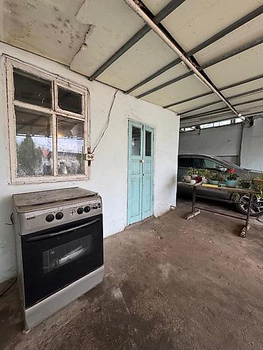 Продажа коттеджей и домов: Срочно продается уютный дом в с. Киргшелк! Локация: ул. Мичурина (10 — 15