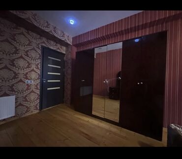 Uzunmüddətli kirayə mənzillər: Kirayə ev verilir 245 saylı məktəbin yani hər bir şəraiti var Kombi -da lalafo.az — 8 Uzunmüddətli kirayə mənzillər: Kirayə ev verilir 245 saylı məktəbin yani hər bir şəraiti var Kombi — 8