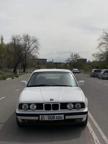 ванус: BMW 5 series: 1989 г., 2.5 л, Механика, Бензин, Седан
