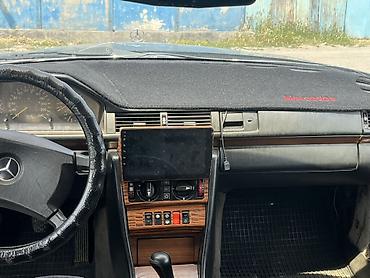 mers e210: Mercedes-Benz W124: 1992 г., 3 л, Механика, Бензин, Универсал — 5