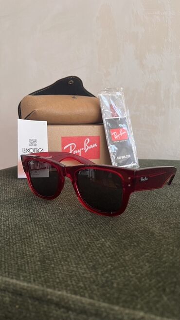 Kişi ayaqqabıları: Gün eynəyi, Ray-Ban, İşlənmiş