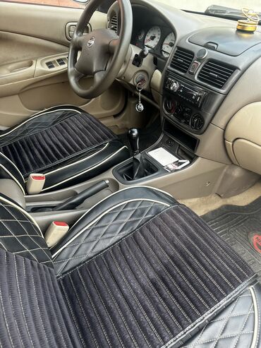 Nissan: Nissan Sunny: 1.3 l | 2008 il Sedan — 11