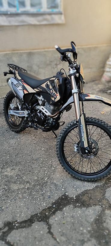600 куб: Эндуро-мотоцикл Ular S7 250cc - Класс: эндуро/dual-sport - Двигатель — 1